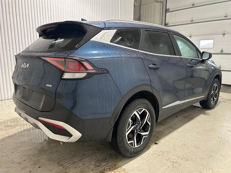 2025 Kia Sportage - Image 5