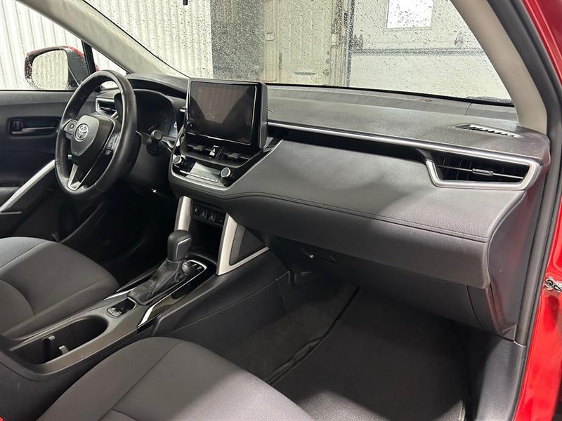 2024 Toyota Corolla - Image 19