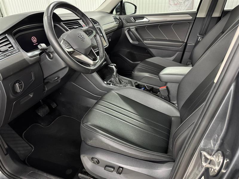 2022 Volkswagen Tiguan - Image 13