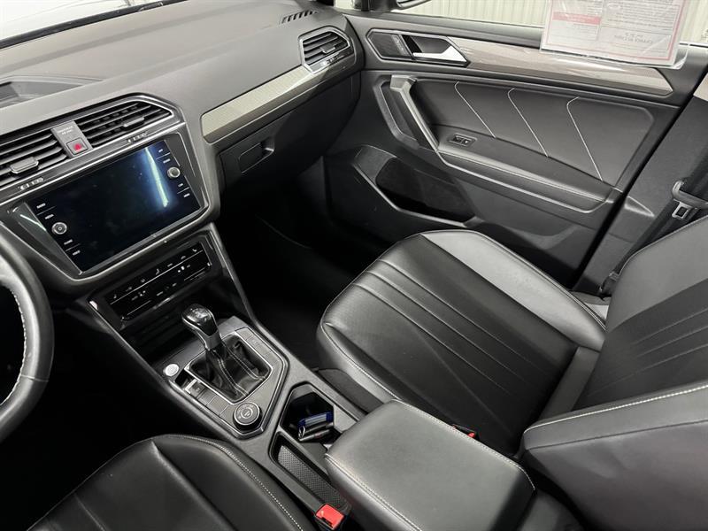 2022 Volkswagen Tiguan - Image 18