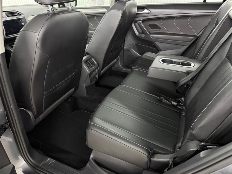 2022 Volkswagen Tiguan - Image 21