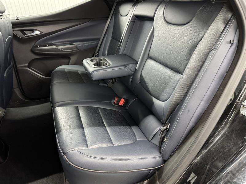 2022 Chevrolet Bolt - Image 12
