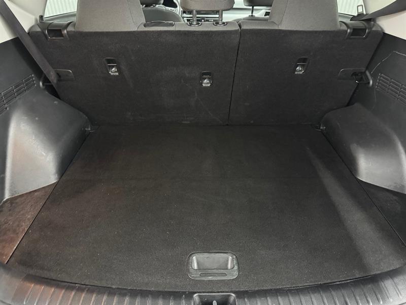 2021 Kia Seltos - Image 16