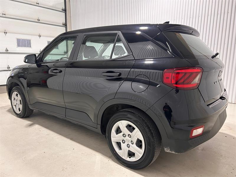 2021 Hyundai Venue - Image 8