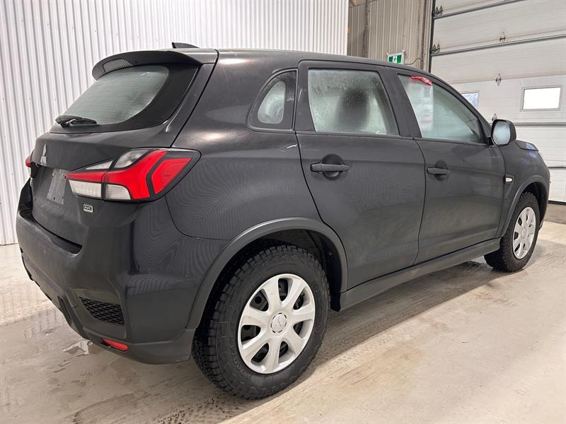 2022 Mitsubishi RVR - Image 5