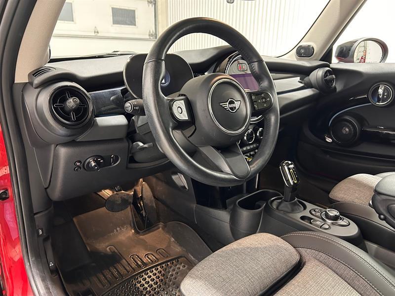 2023 Mini 3 Door - Image 11