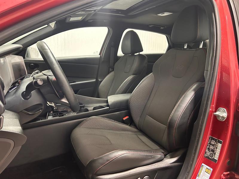 2024 Hyundai Elantra - Image 13