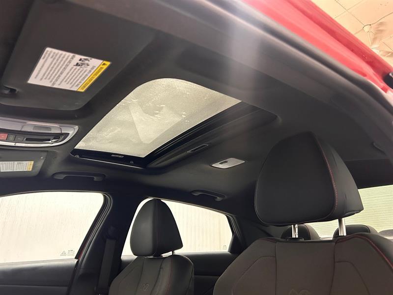 2024 Hyundai Elantra - Image 14