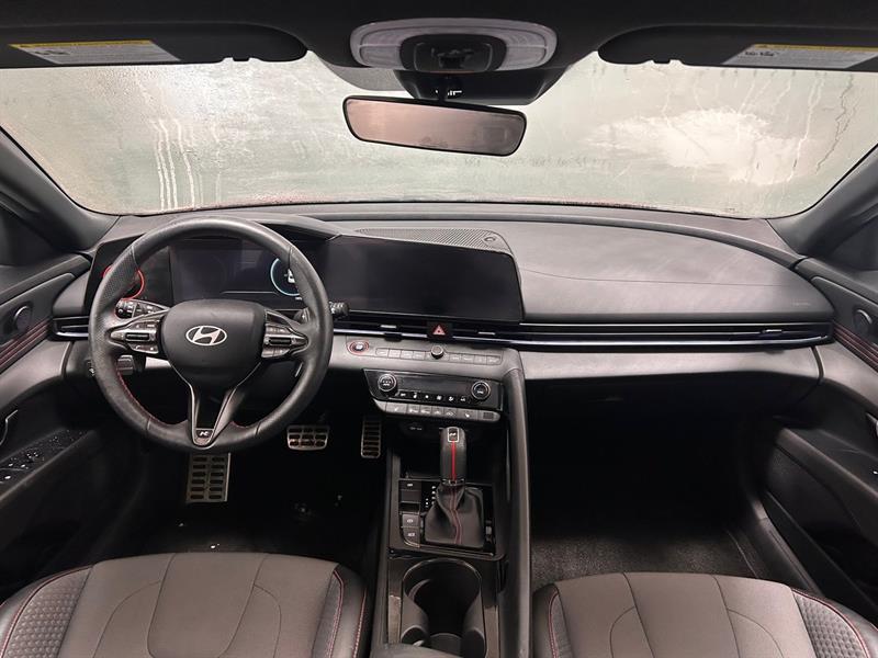 2024 Hyundai Elantra - Image 16