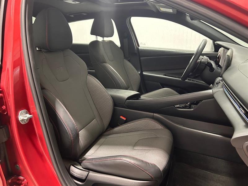 2024 Hyundai Elantra - Image 20