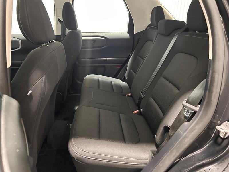 2023 Ford Bronco - Image 16