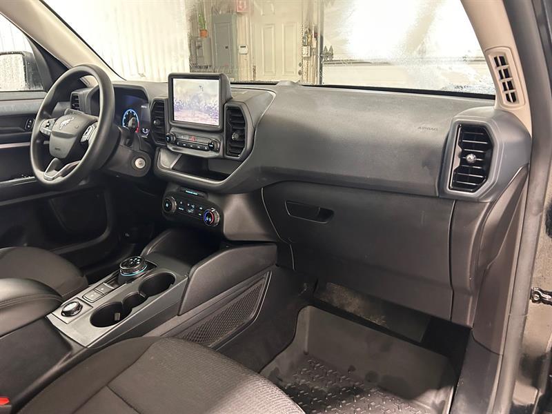 2023 Ford Bronco - Image 21