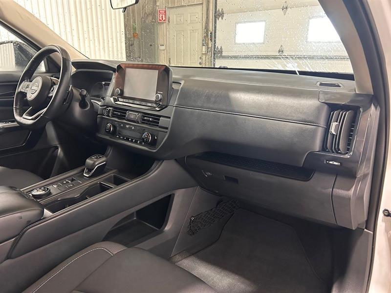 2023 Nissan Pathfinder - Image 22