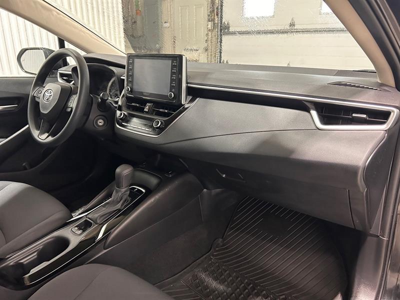 2021 Toyota Corolla - Image 19
