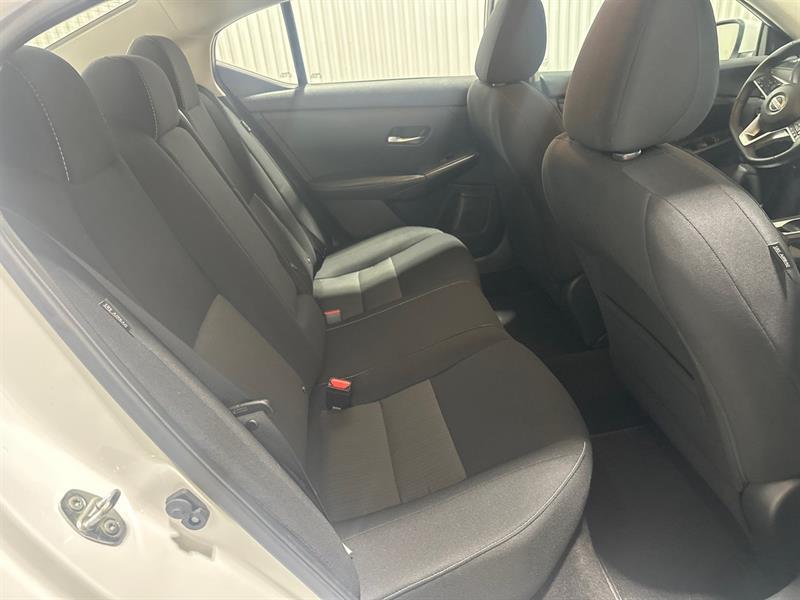 2022 Nissan Sentra - Image 16