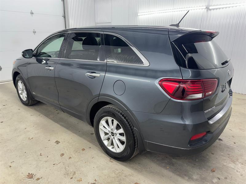 2020 Kia Sorento - Image 8