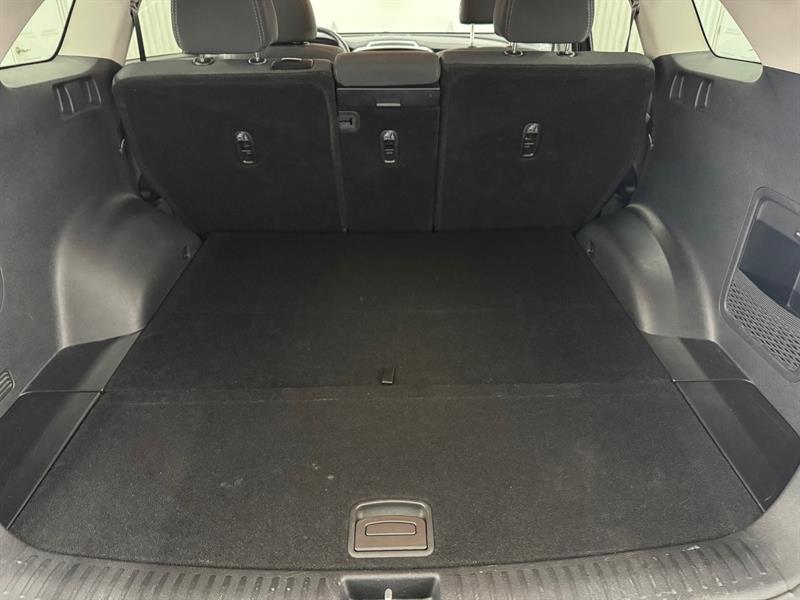 2020 Kia Sorento - Image 17