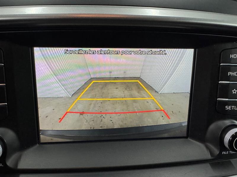 2020 Kia Sorento - Image 19