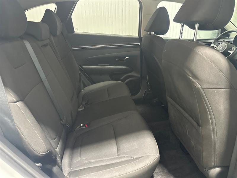 2022 Hyundai Tucson - Image 17