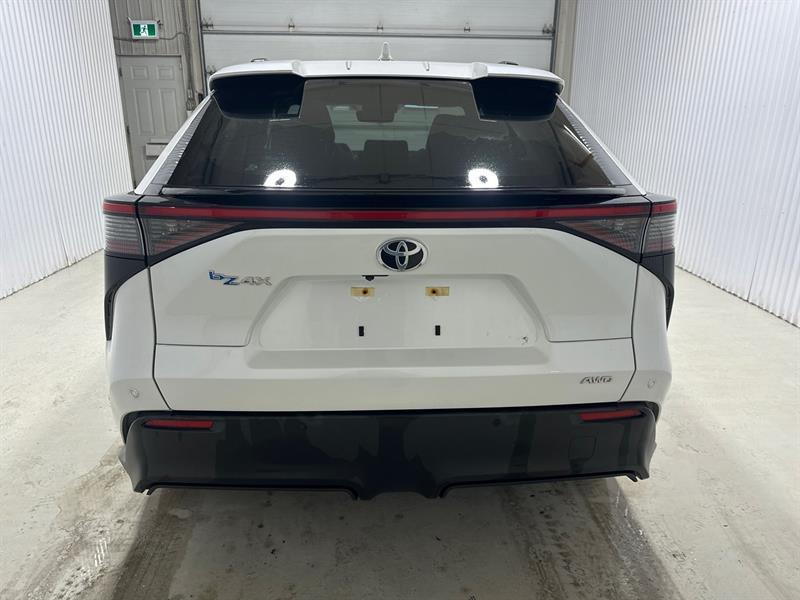 2023 Toyota BZ4X - Image 7