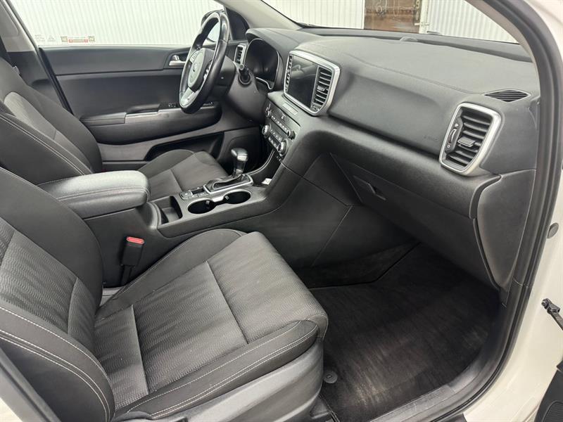 2021 Kia Sportage - Image 19
