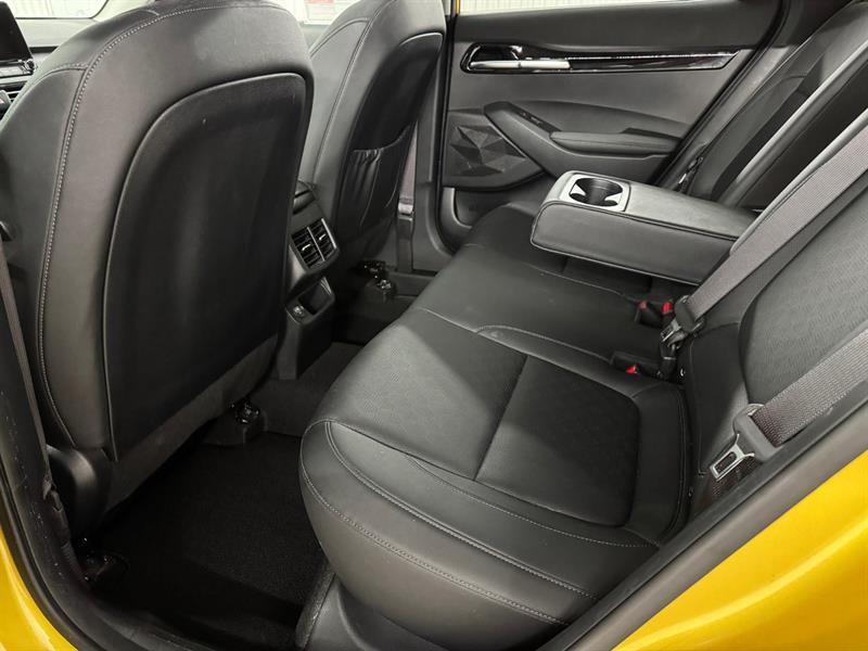 2022 Kia Seltos - Image 16