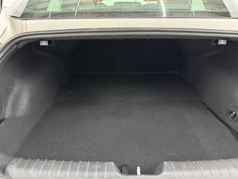 2024 Hyundai Ioniq - Image 23