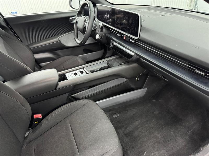 2024 Hyundai Ioniq - Image 24