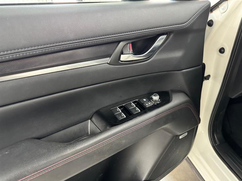 2023 Mazda CX-5 - Image 23