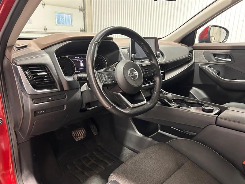 2021 Nissan Rogue - Image 13