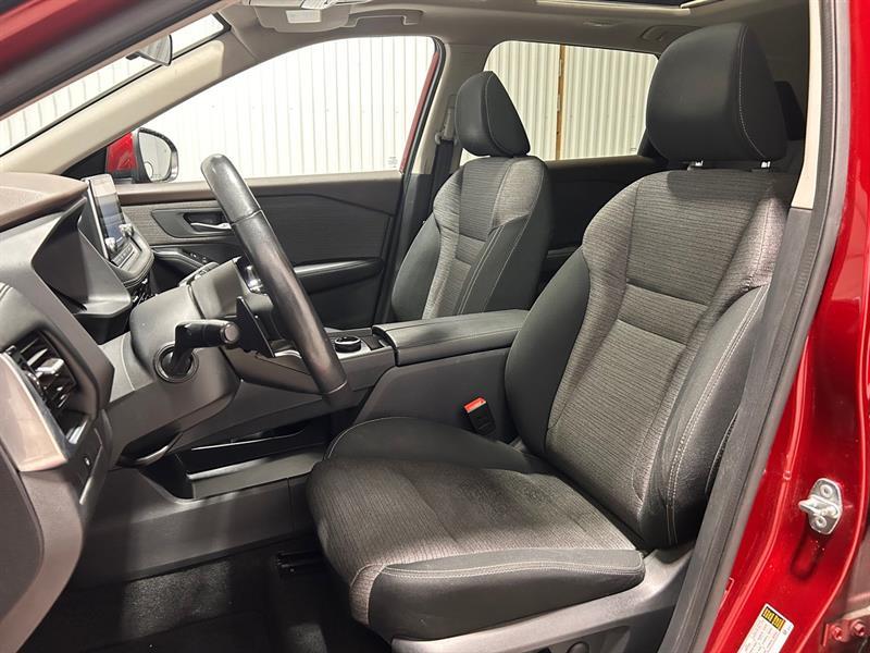 2021 Nissan Rogue - Image 16