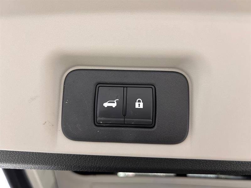 2024 Nissan ARIYA - Image 14