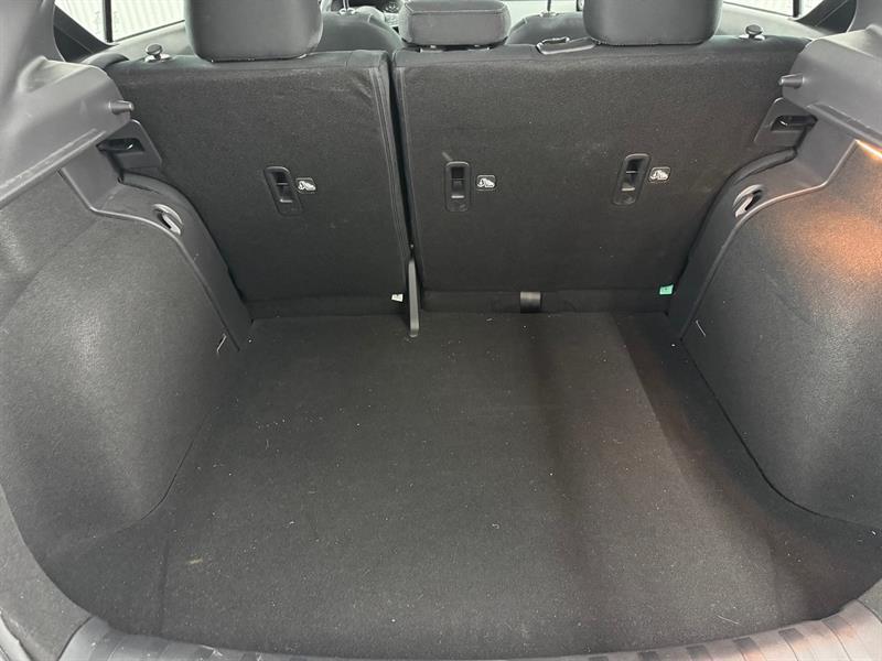 2024 Nissan Kicks - Image 17