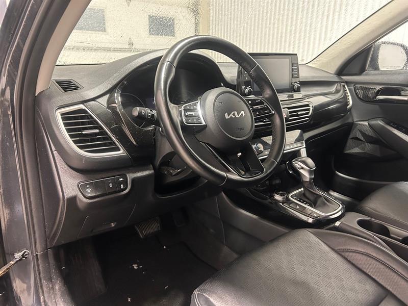 2022 Kia Seltos - Image 13