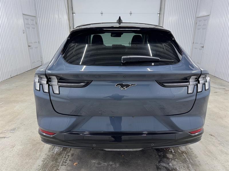 2021 Ford Mustang - Image 9