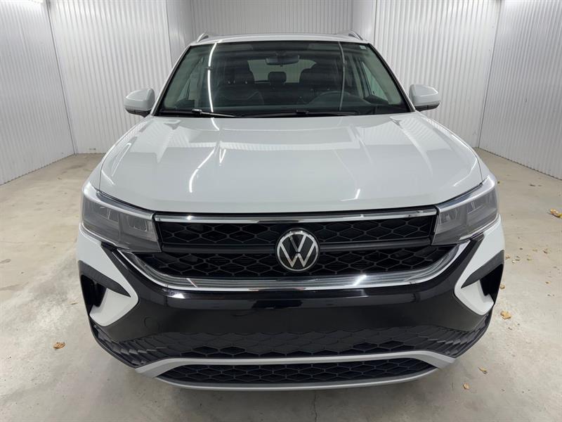 2023 Volkswagen Taos - Image 2