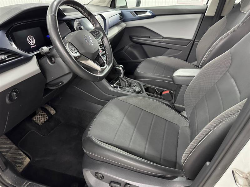 2023 Volkswagen Taos - Image 13
