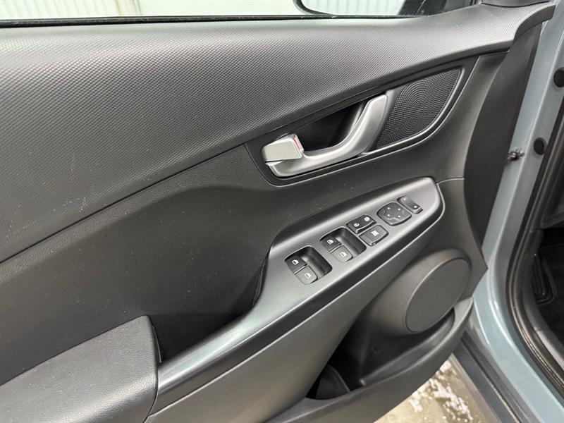 2022 Hyundai Kona - Image 23