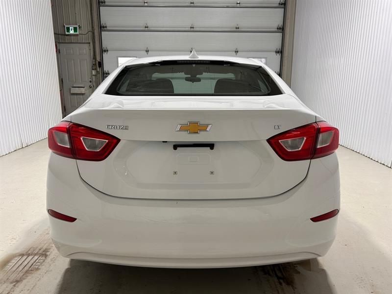 2018 Chevrolet Cruze - Image 7