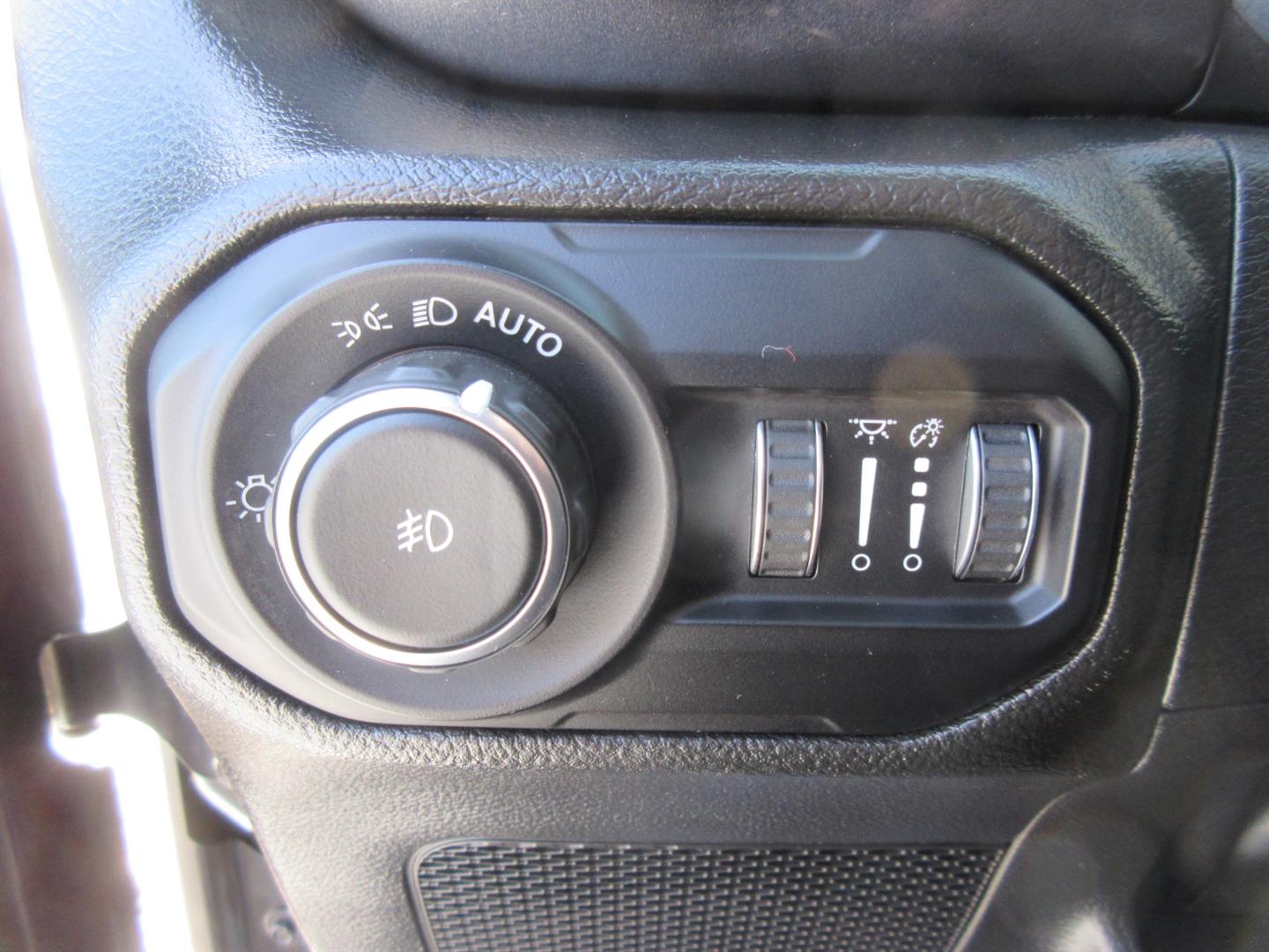 jeep Wrangler 2022 - 26