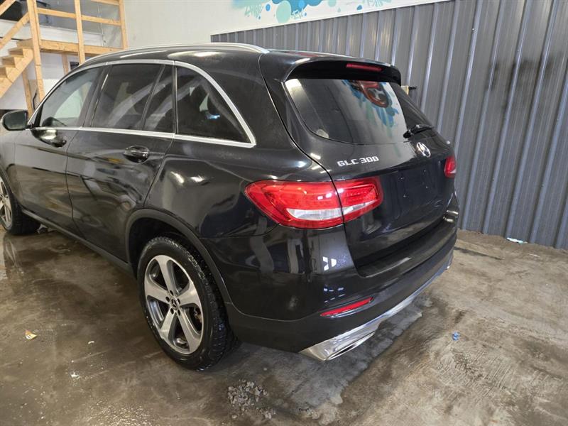 mercedes-benz GLC 300 2017 - 4