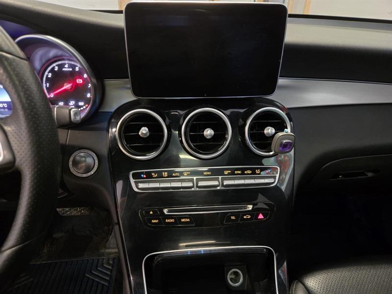 mercedes-benz GLC 300 2017 - 11