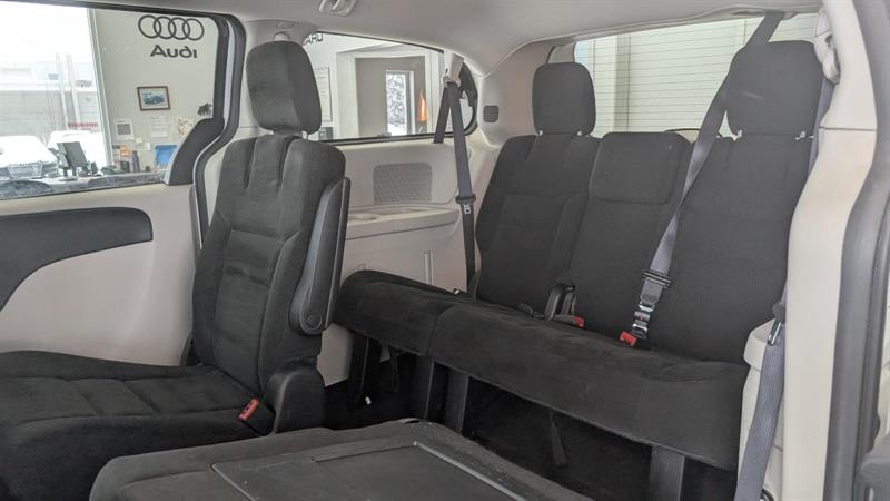 dodge Grand Caravan 2016 - 11