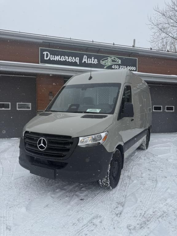 mercedes-benz Sprinter fourgonnette utilitaire 2025