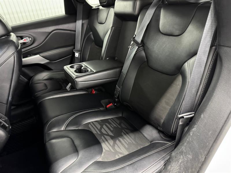 jeep Cherokee 2022 - 18