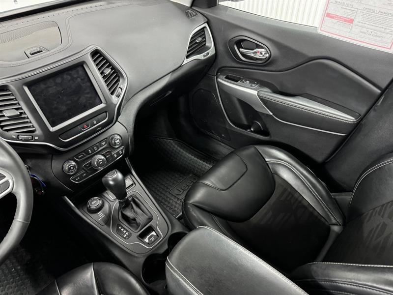 jeep Cherokee 2022 - 21