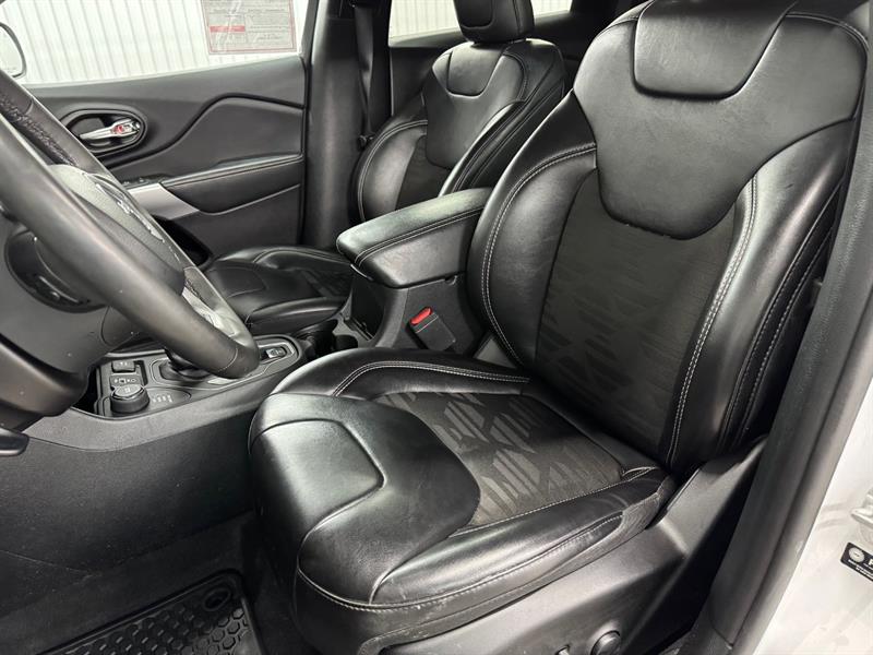 jeep Cherokee 2022 - 24