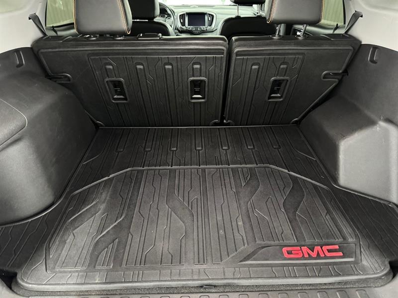 2023 Gmc Terrain - Image 22