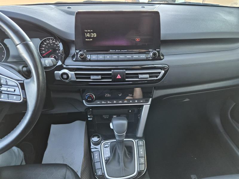 kia Seltos 2023 - 12