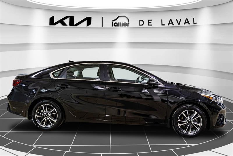 2022 Kia Forte - Image 9